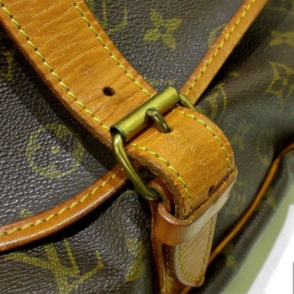 Louis Vuitton Saumer Monogram Tan and Brown Messenger Bag - Picture 10 of 17